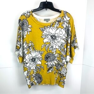 Joseph A Women Size Large Floral Cap Sleeve Knit Sweater Gold Yellow Black White